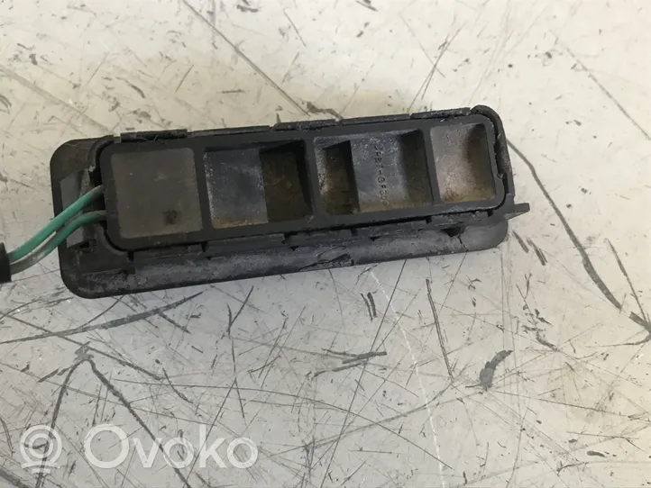 Opel Insignia A Tailgate/boot open switch button 13597499