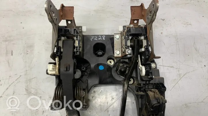 Opel Insignia A Pedal assembly 13228166