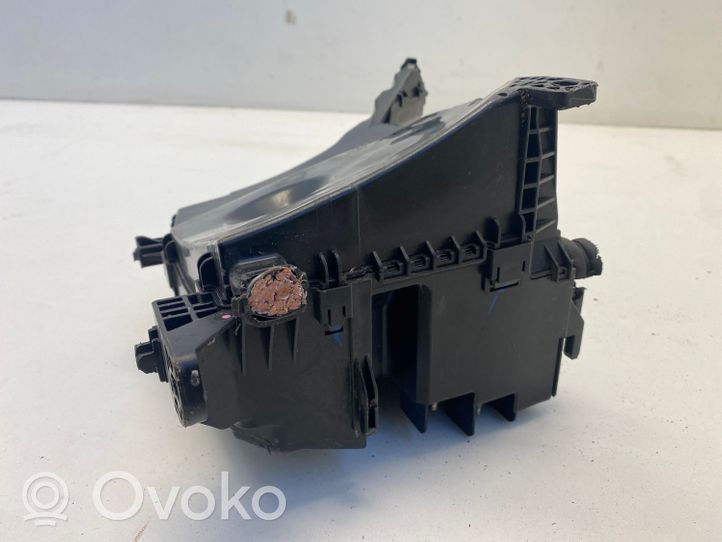 Toyota Auris E210 Fuse box set 