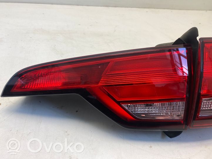 Audi A4 S4 B9 Lampy tylne / Komplet 8W9945070