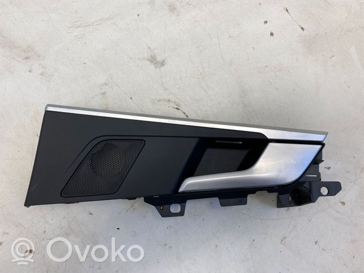 Audi A4 S4 B9 Rivestimento della maniglia interna per portiera posteriore 8W0959528