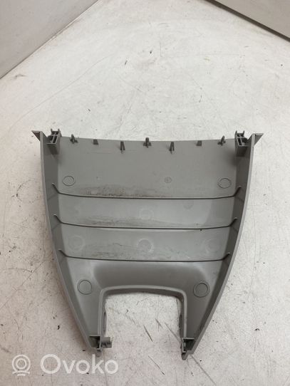 Volkswagen Touran III Obere Heckklappen-/Kofferraumabdeckung 5TA868437A