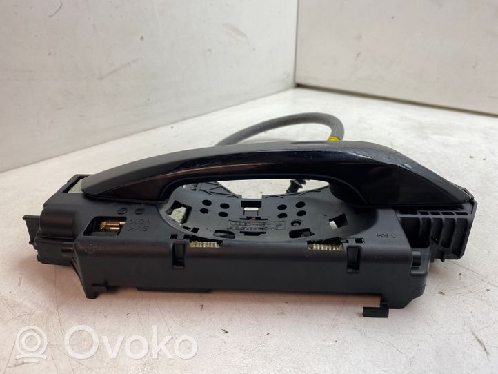 Audi A4 S4 B9 8W Takaoven ulkokahva 8W0837812A