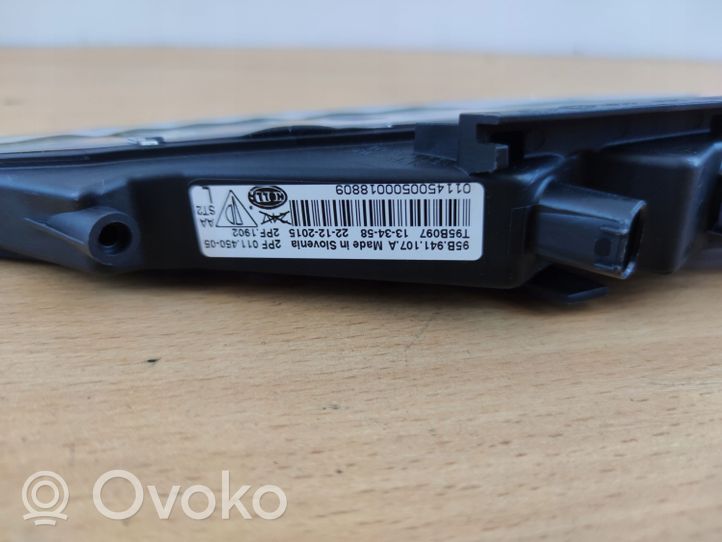 Porsche Macan Indicatore di direzione anteriore 95B941107A