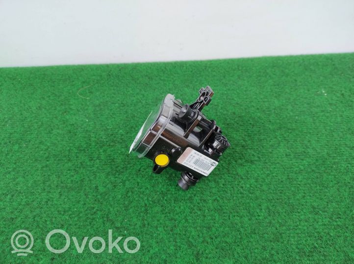 Nissan Juke II F16 Światło przeciwmgłowe przednie 261504122R