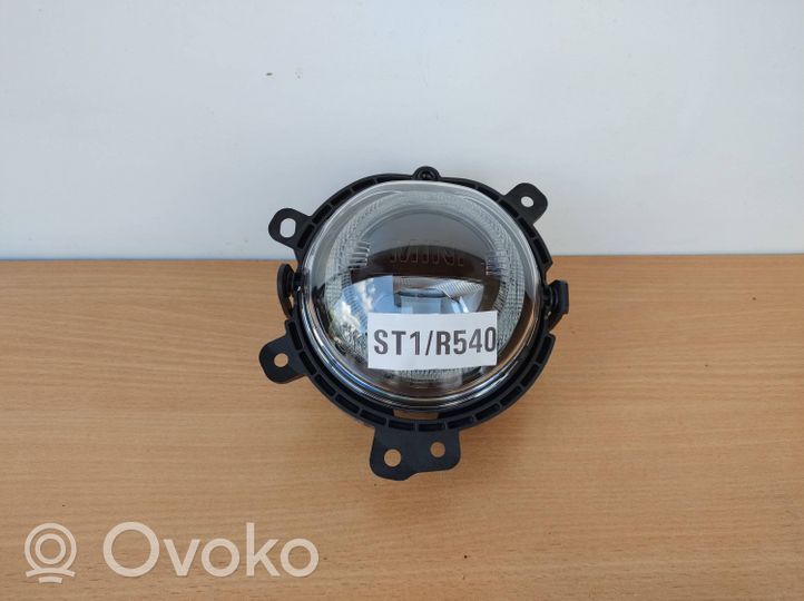 Mini Cooper Countryman F60 Feu antibrouillard avant 63177497767