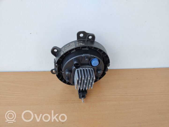 Mini Cooper Countryman F60 Światło przeciwmgłowe przednie 63177497767