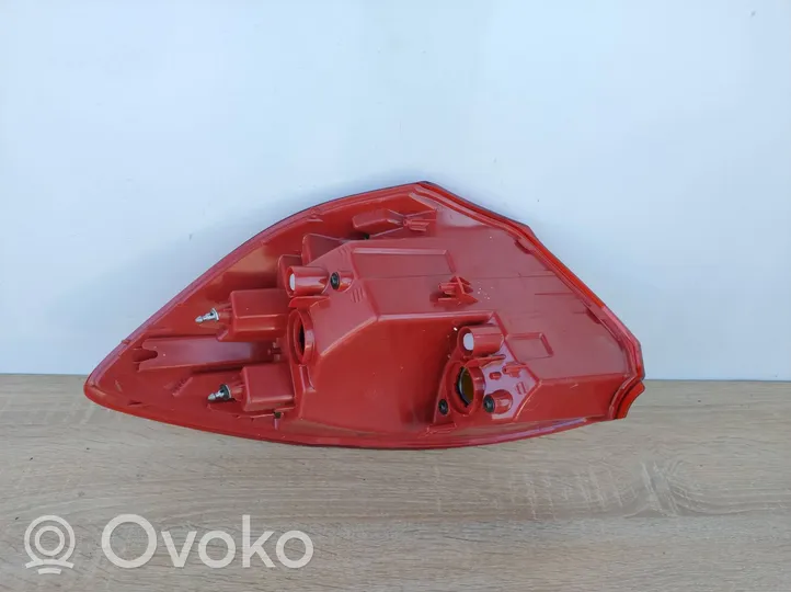 KIA Ceed Lampa tylna 92402-A20