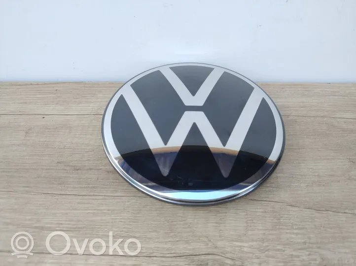 Volkswagen Touareg III Mostrina con logo/emblema della casa automobilistica 760853601E