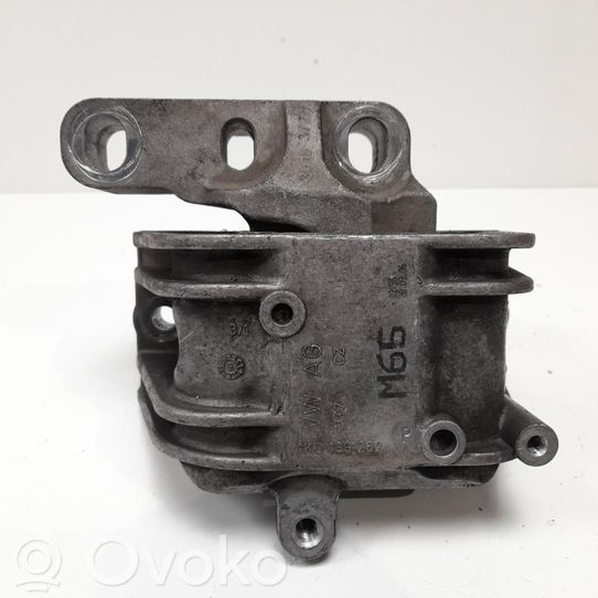 1K0199262P Volkswagen PASSAT B6 Engine mount bracket, 45.92 € RRR
