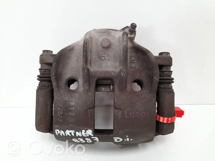 Peugeot Partner Pinza del freno anteriore 4401A6