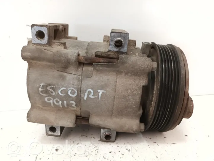 Ford Escort Ilmastointilaitteen kompressorin pumppu (A/C) XS4H19D629HA