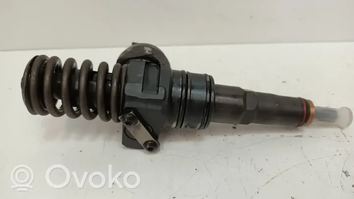 Daewoo Lanos Injecteur de carburant 038130073AJ