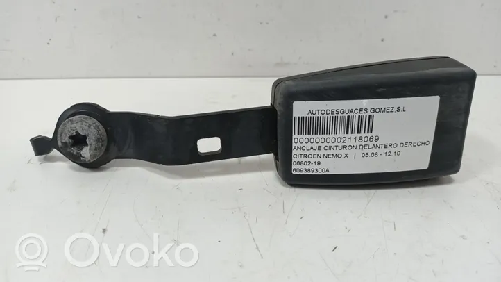 Citroen Nemo Klamra przedniego pasa bezpieczeństwa 609389300A