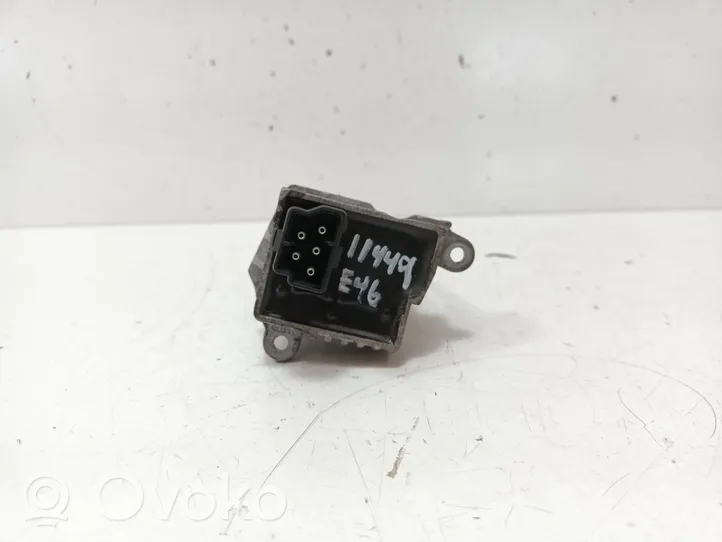 Volkswagen PASSAT B5 Heater blower motor/fan resistor 64118383835