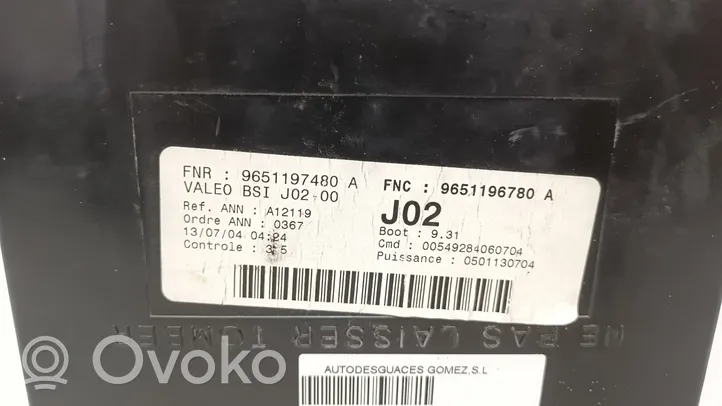 Volvo S40, V40 Ramka / Moduł bezpieczników 96511967480A