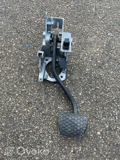 BMW 3 E90 E91 Brake pedal 42322403