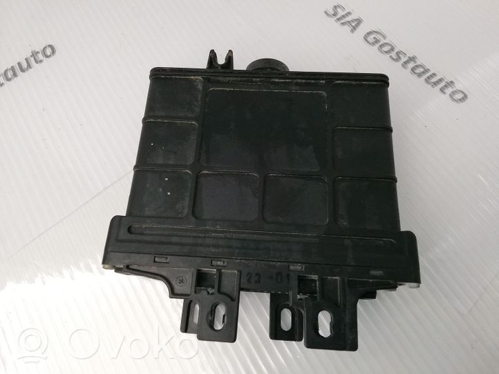 Volkswagen Transporter - Caravelle T4 Gearbox control unit/module 01P927733BL