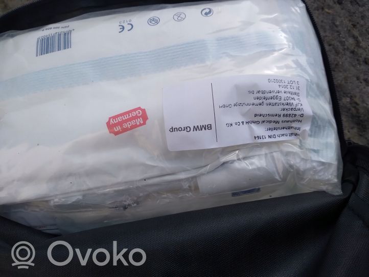 BMW 1 E81 E87 First aid kit 