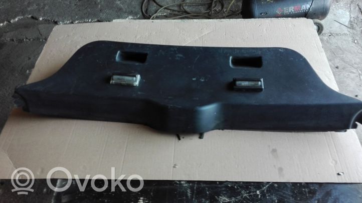 BMW 3 E36 Garniture de couvercle de coffre arriere hayon 