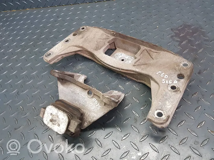 BMW 5 E60 E61 Supporto di montaggio scatola del cambio 6761107