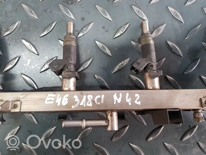 BMW 3 E46 Listwa wtryskowa 7506708