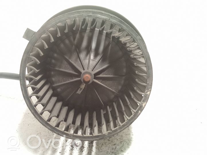 Volkswagen Multivan T4 Ventola riscaldamento/ventilatore abitacolo 701819021B