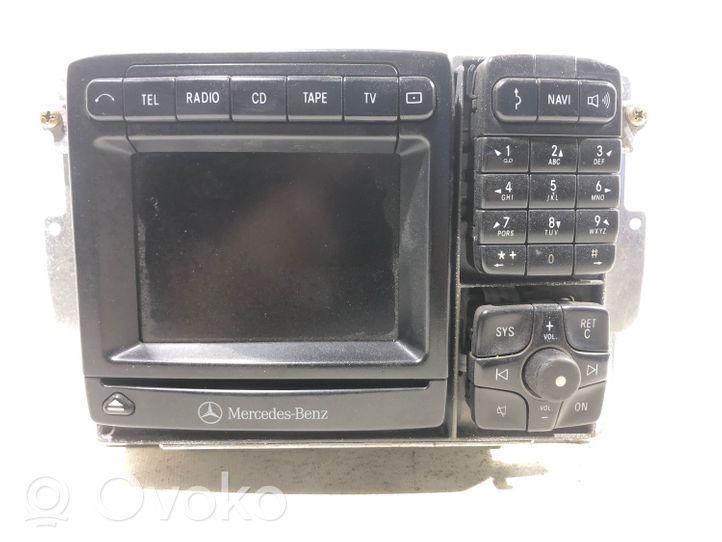 Mercedes-Benz CL C215 Radio/CD/DVD/GPS-pääyksikkö A2208204089