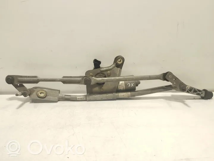 Volvo XC70 Front wiper linkage and motor 