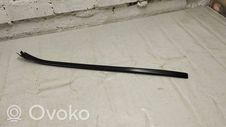 Mercedes-Benz GL X166 Listwa szyby czołowej / przedniej A1666901180