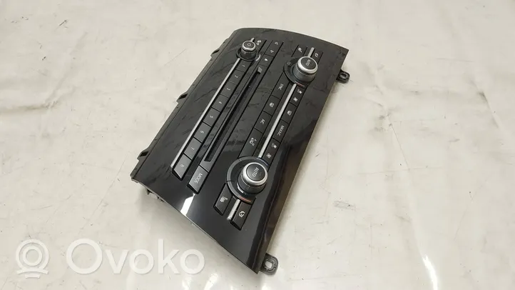 BMW X5 F15 Oro kondicionieriaus/ klimato/ pečiuko valdymo blokas (salone) 6831942