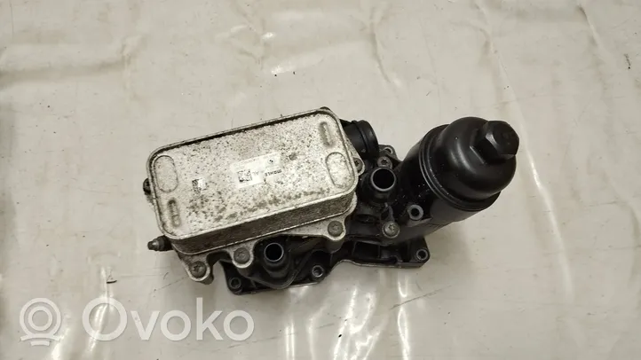 BMW X5 F15 Radiateur d'huile moteur 8510856