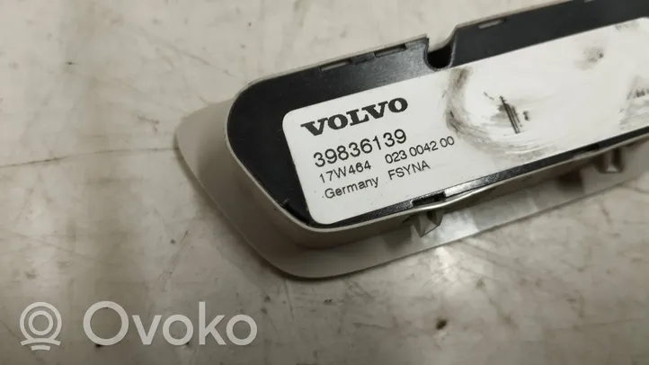 Volvo XC90 Maskownica mikrofonu zestawu głośnomówiącego 39836139