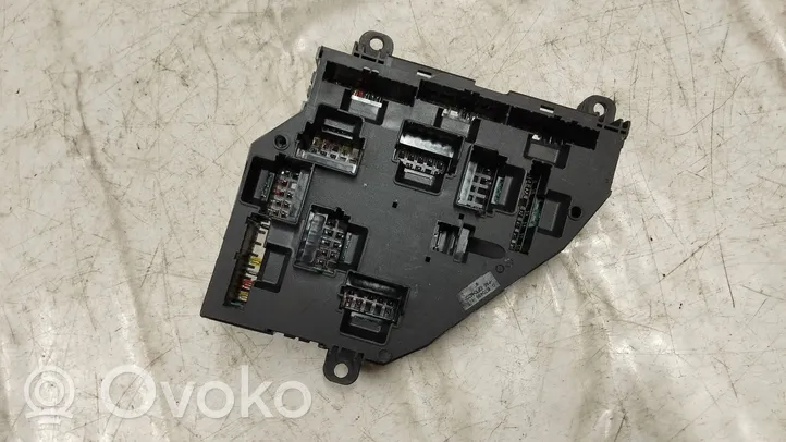 BMW M5 Fuse box set 9252813