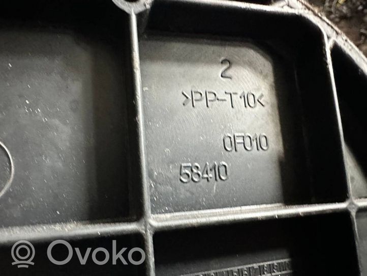 Toyota Corolla Verso AR10 Wykładzina bagażnika 584100E010
