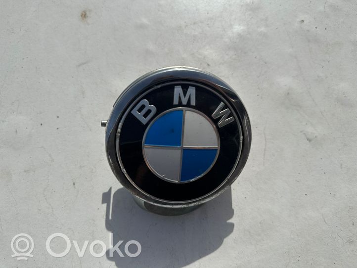BMW 6 F12 F13 Emblemat / Znaczek 7234707