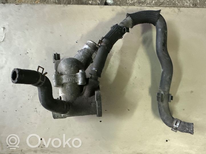 Lexus IS 220D-250-350 Termostat / Obudowa termostatu 