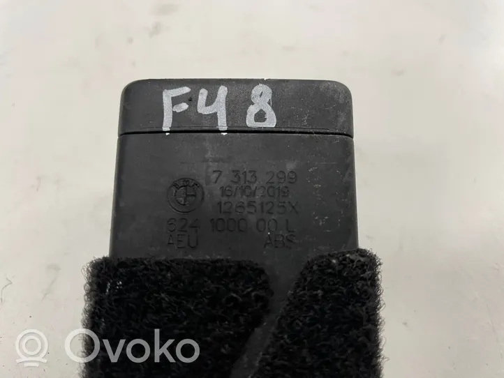 BMW X1 F48 F49 Etuistuimen turvavyön solki 7313299