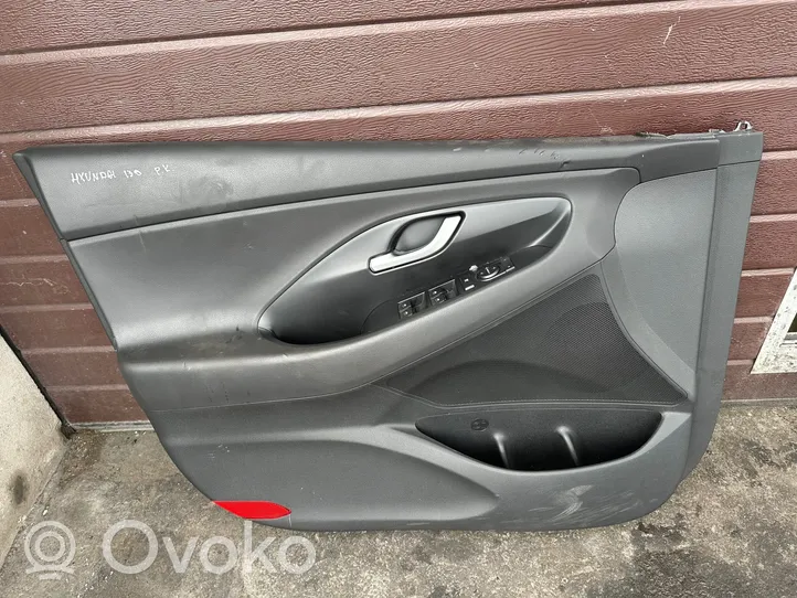 Hyundai i30 Etuoven verhoilu 