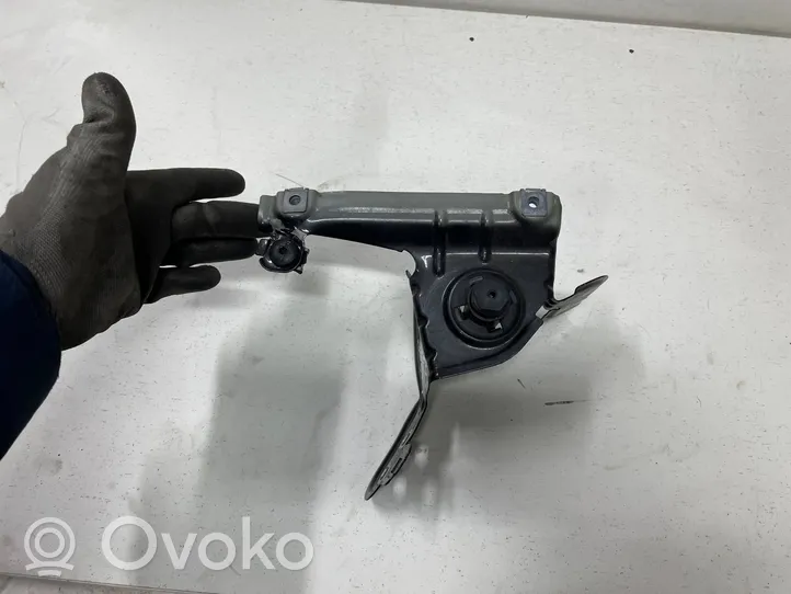 BMW X4 F26 Supporto di montaggio del parafango 75806