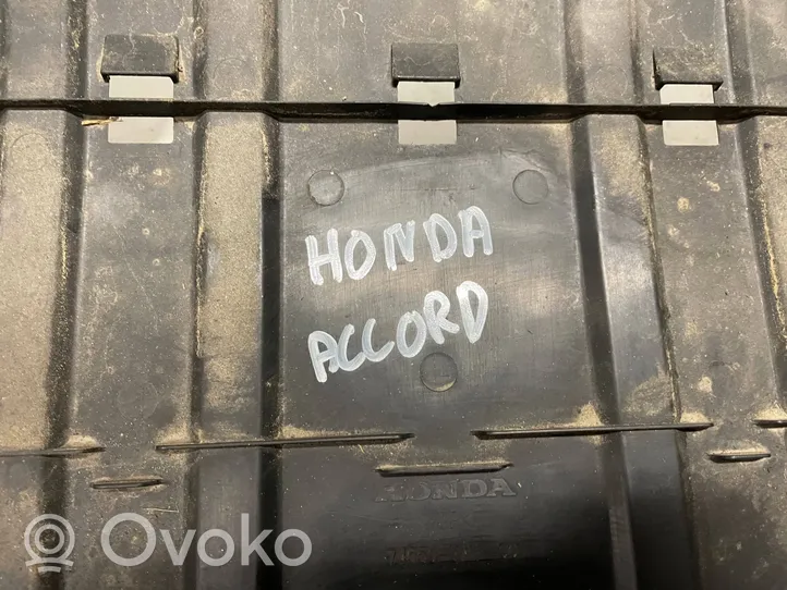 Honda Accord Osłona dolna zbiornika paliwa 74550TA100