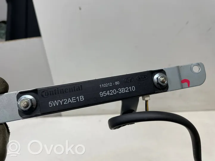 Hyundai i20 (PB PBT) Amplificatore antenna 954203B210