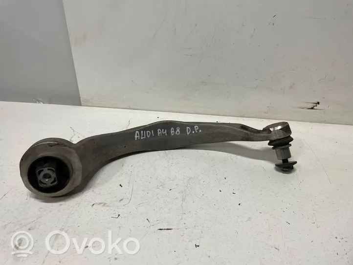 Audi A4 S4 B8 8K Braccio di controllo sospensione anteriore 8K0407696