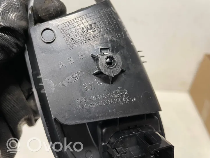 Ford S-MAX Obudowa klamki wewnętrznej drzwi przednich 6M21U226A36