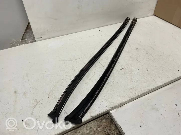 Mercedes-Benz C W204 Windshield trim 0800023