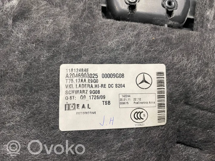 Mercedes-Benz C W204 Boczek / Tapicerka / bagażnika A2046903025