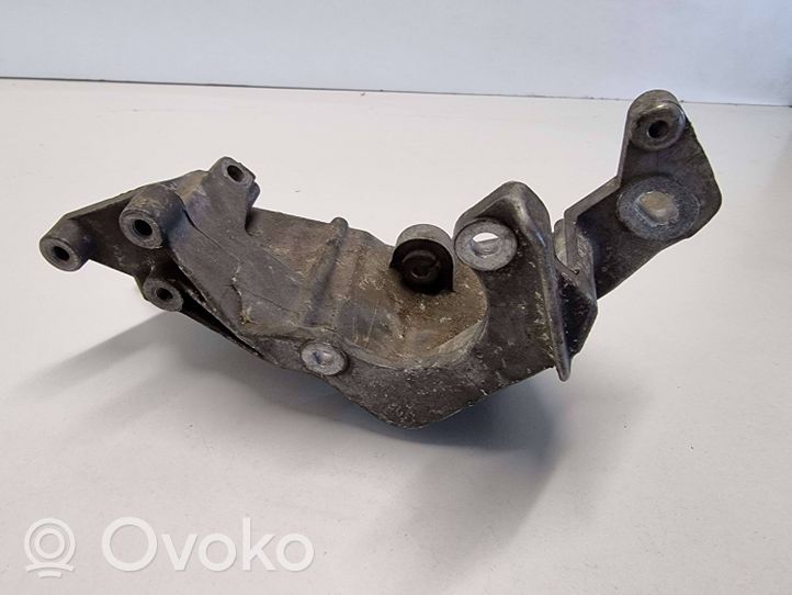 Audi A6 S6 C4 4A Supporto di montaggio della pompa del servosterzo 054145523G