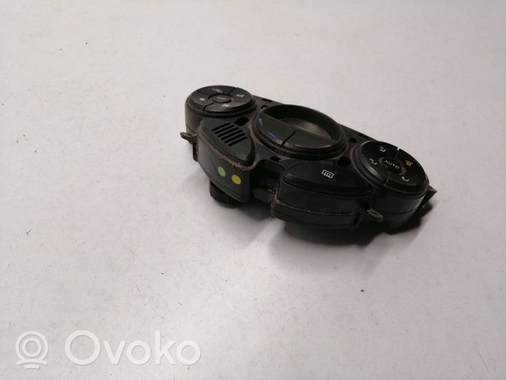 Ford Focus Ilmastoinnin ohjainlaite 2S4H18C612AF