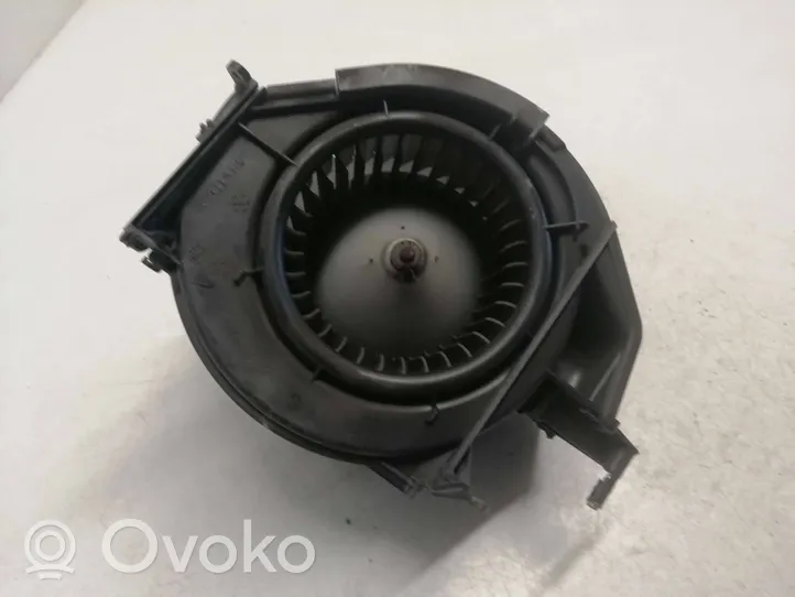 Audi A6 S6 C6 4F Ventola riscaldamento/ventilatore abitacolo 4F0820521