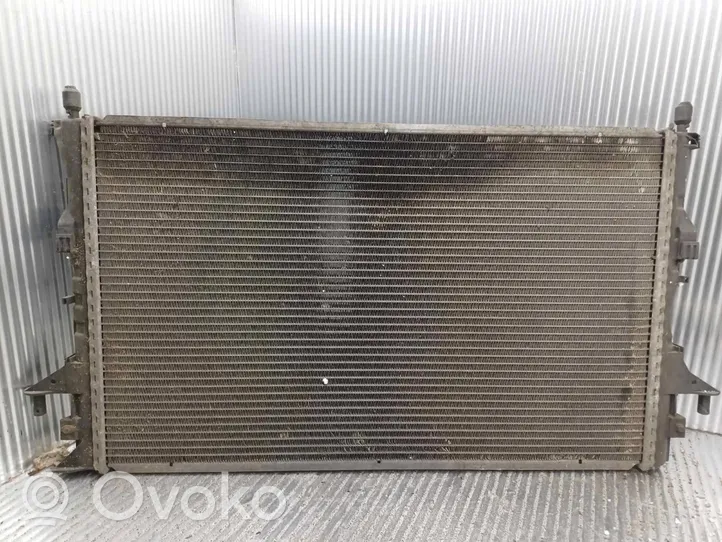 Renault Laguna II Radiateur de refroidissement 8200008765A